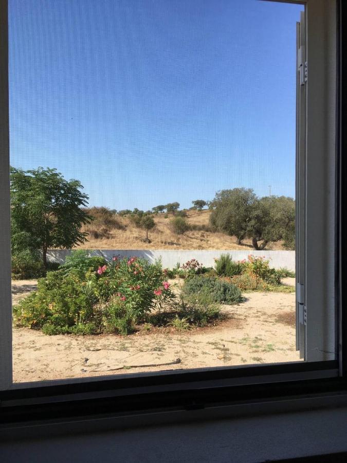 Madrugada Bed and Breakfast Έβορα Εξωτερικό φωτογραφία